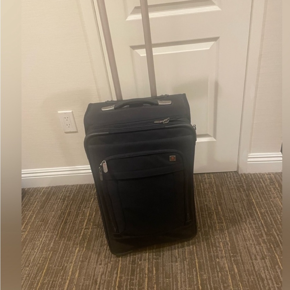 Swiss gear Medium luggage black